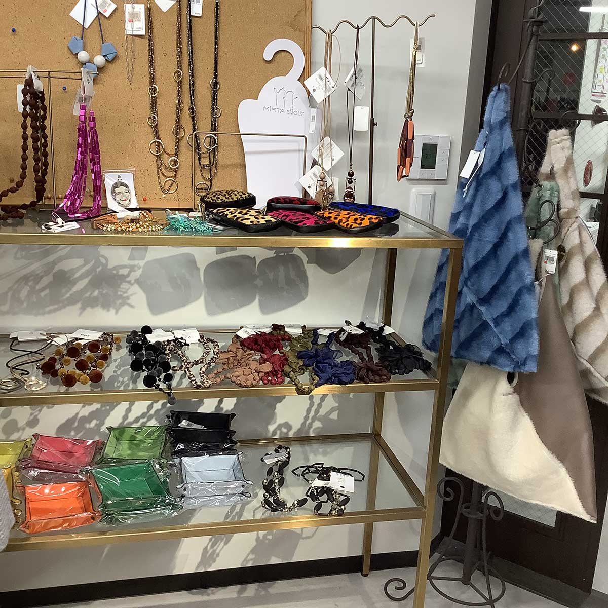 2F B room Import Brand